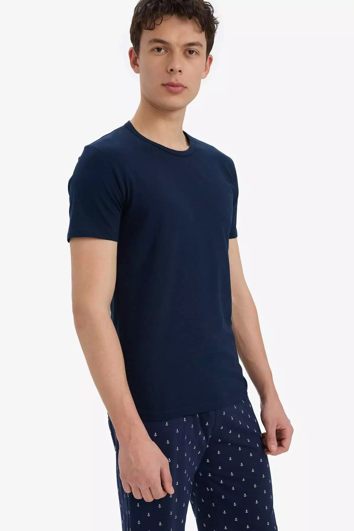 Slim Fit Slim Fit Crew Neck Top L4885Az25Sp