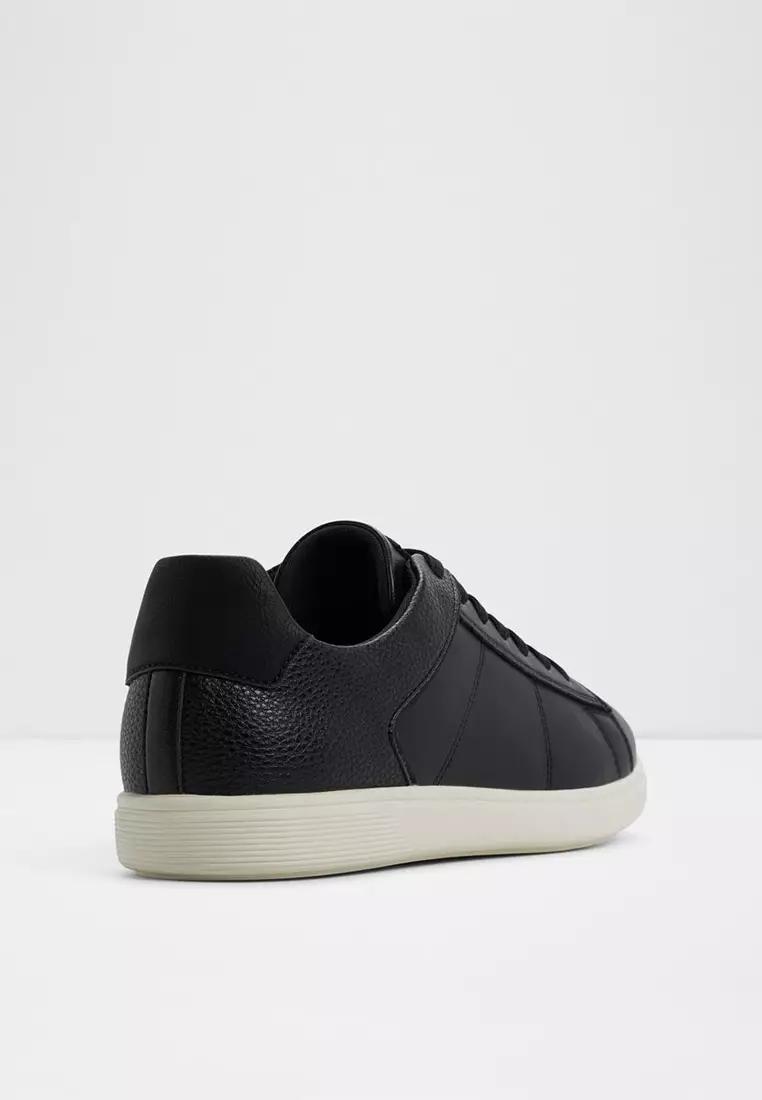 Ovie Low-Top Sneakers
