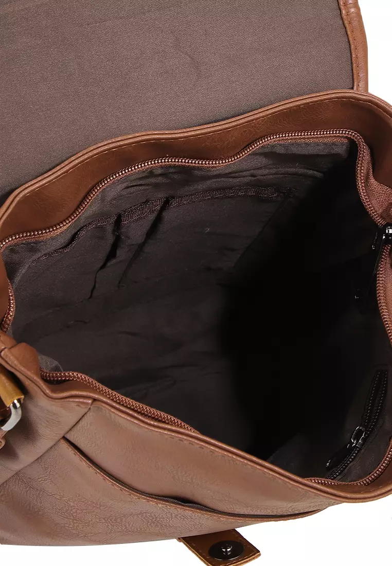 Distressed Leather Hunter Crossbody Bag