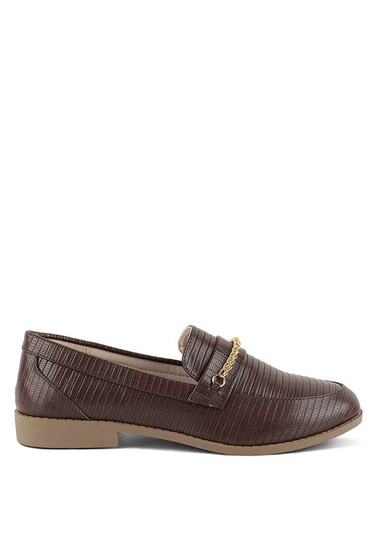 Brown Low Block Loafers Adorned with Golden Chain
