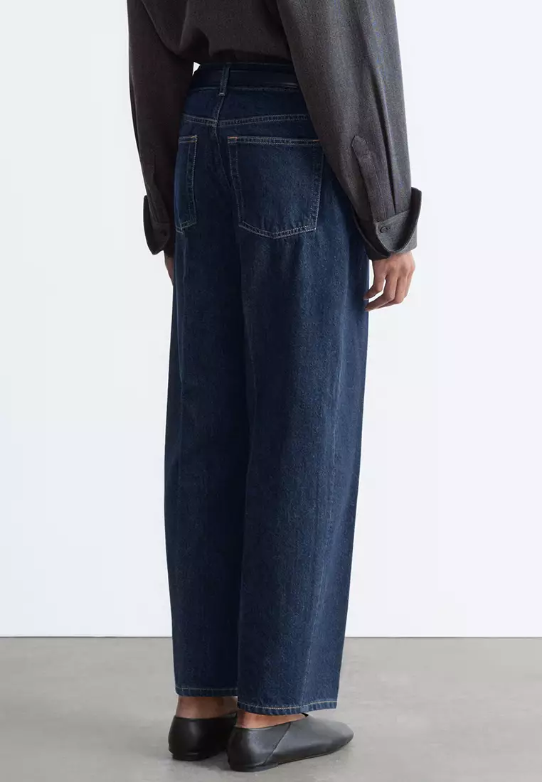 Tapered Jeans