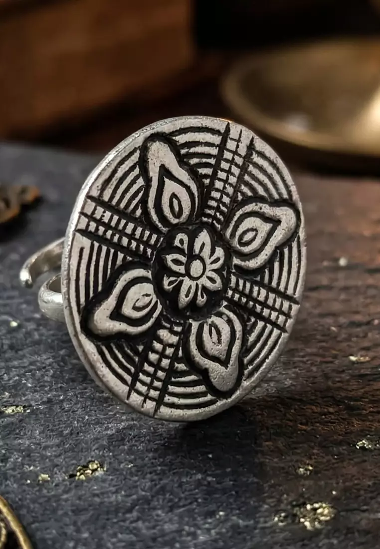 Aksesoris Cincin Wanita Eliptical Ethnic Premium German Silver Ring Silver