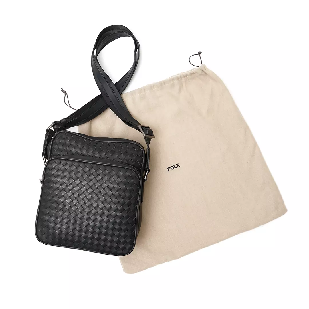Intrecciato Reporter Bag Black