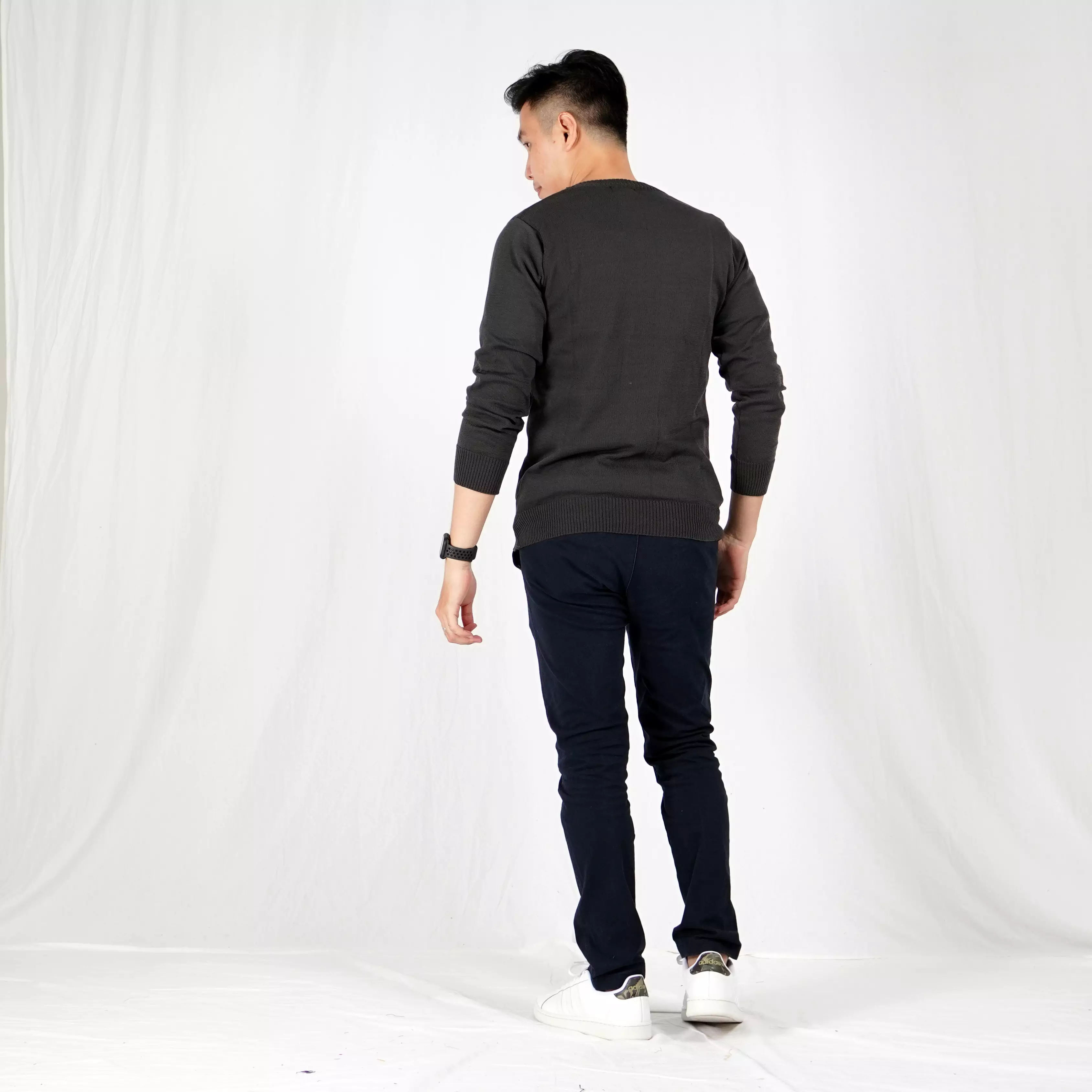 OKECHUKU Vleur Sweater Rajut / Switer Knit Pria Katun Basic Polos Leher V Neck