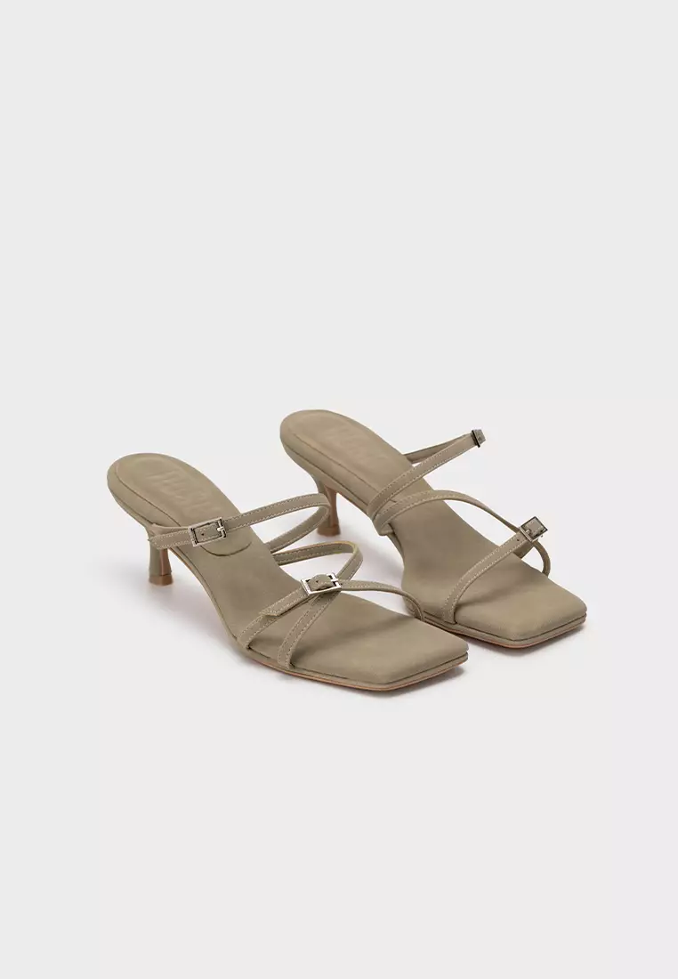 CLOUDFOAM SQUARE TOE WITH ADJUSTABLE BUCKLE STRAPPY HEEL