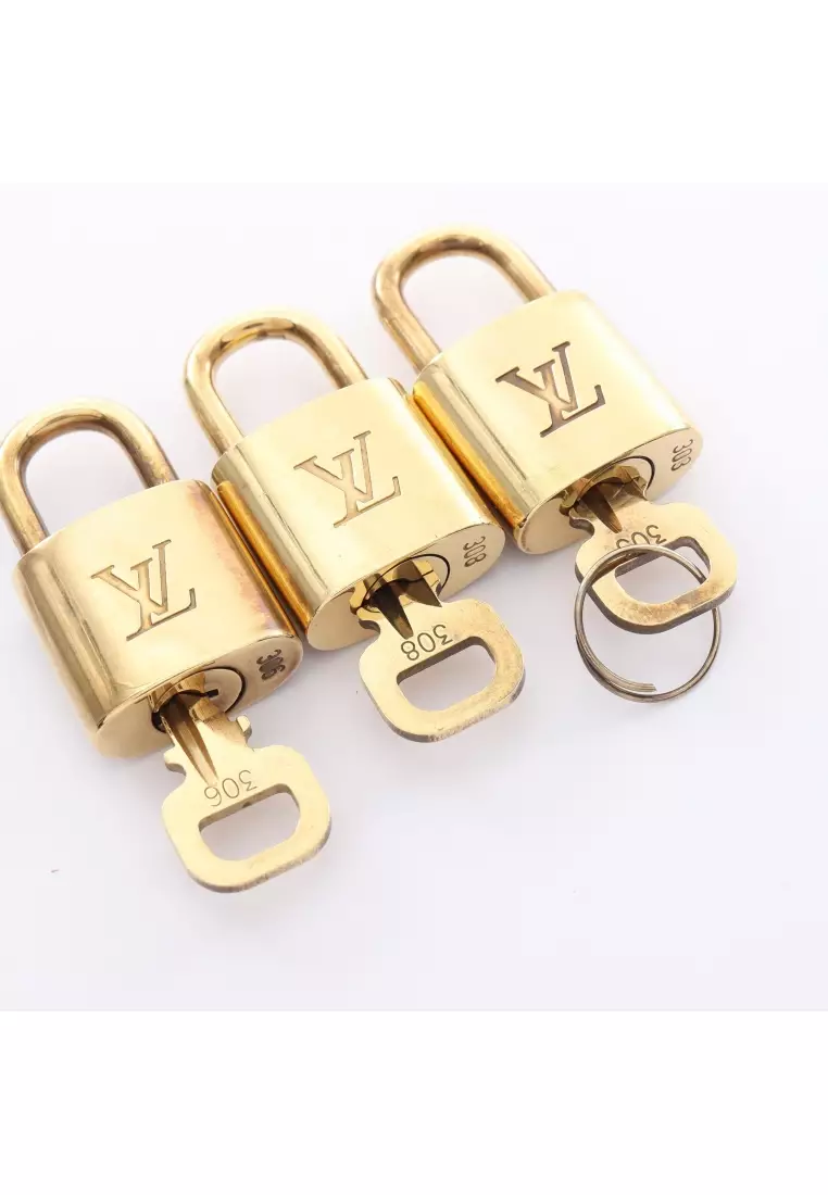 Pre-loved LOUIS VUITTON padlock padlock gold With a key 3 piece set