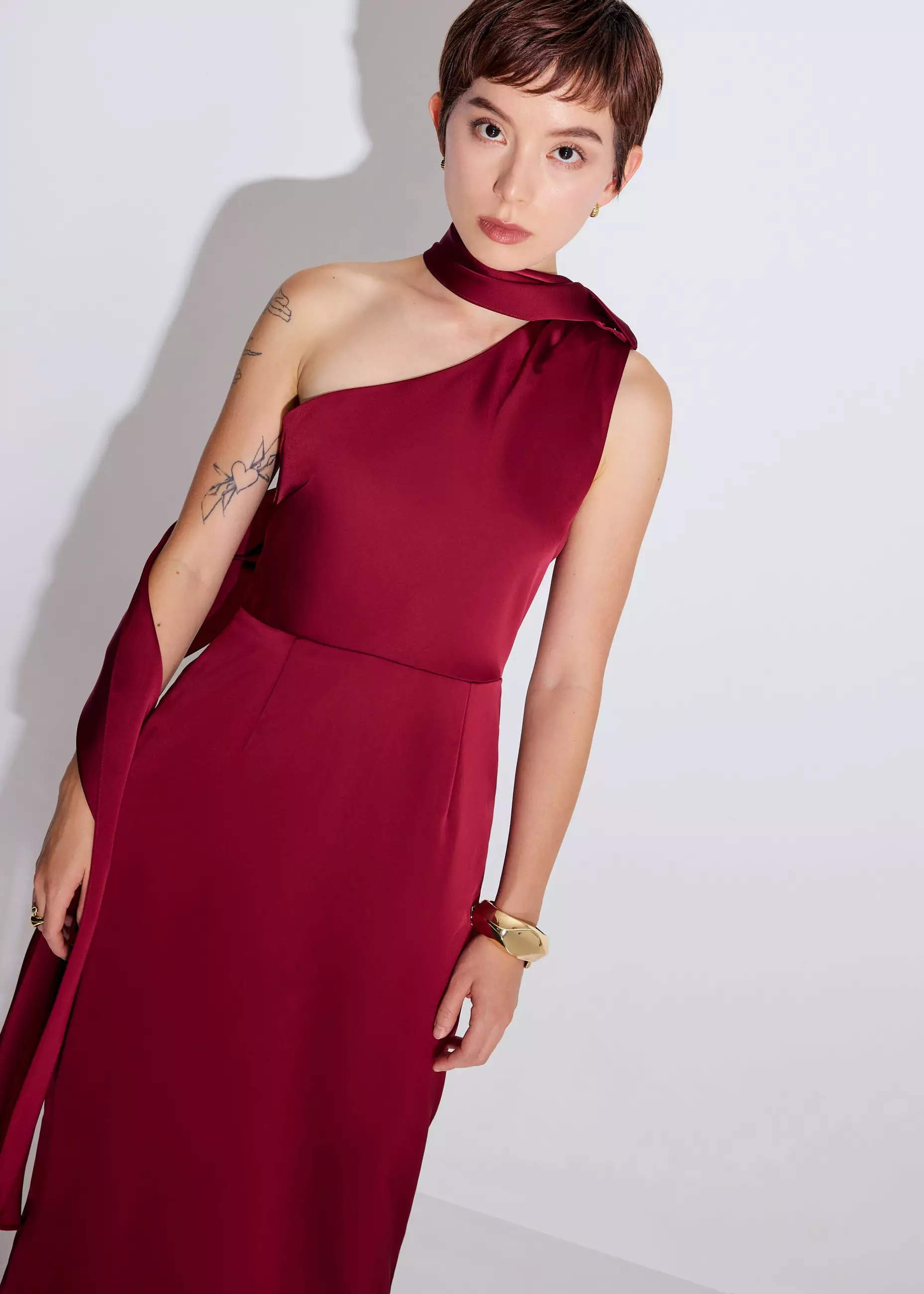 Dress Wanita - Eyka Multi-way Satin Asymmetric Column Midaxi Dress