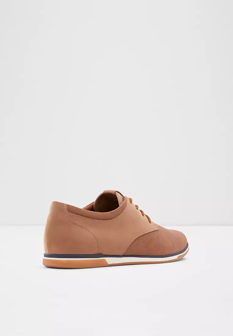 Heron Low-Top Sneakers
