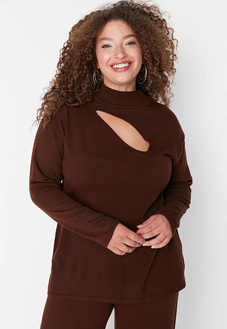 Plus Size Cut Out Top & Elastic Pants Set