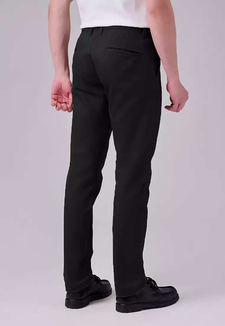 MANZONE - Celana Panjang Chinos Pria Lorenzo 05 Slim Fit - Black