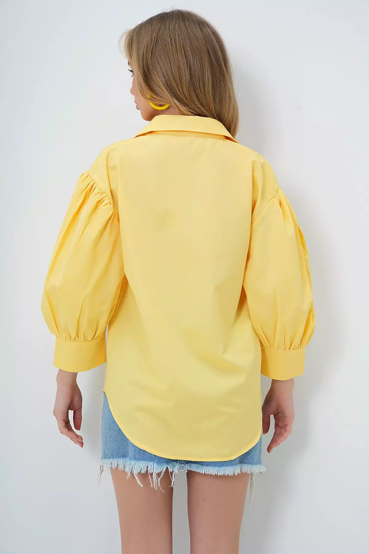 Women's Yellow Balloon Sleeve Hidden Placket Basic Poplin Shirt