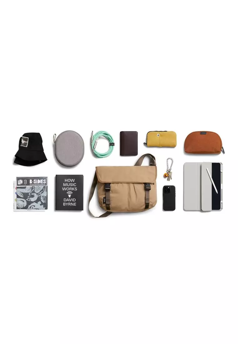 Bellroy Cinch Messenger Bag - Sand Dune