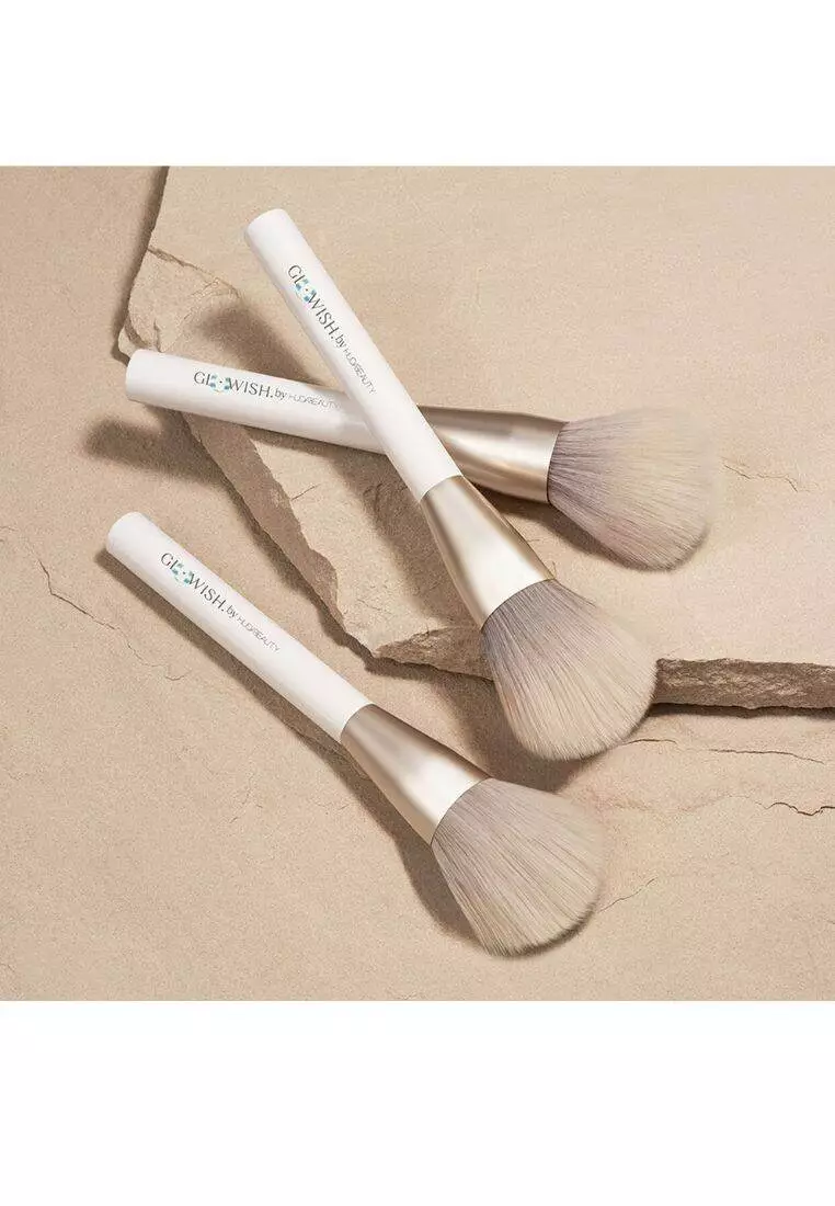 Buy Huda Beauty Huda Beauty Glowish All Over Face Pressed Powder Brush Online Zalora Malaysia