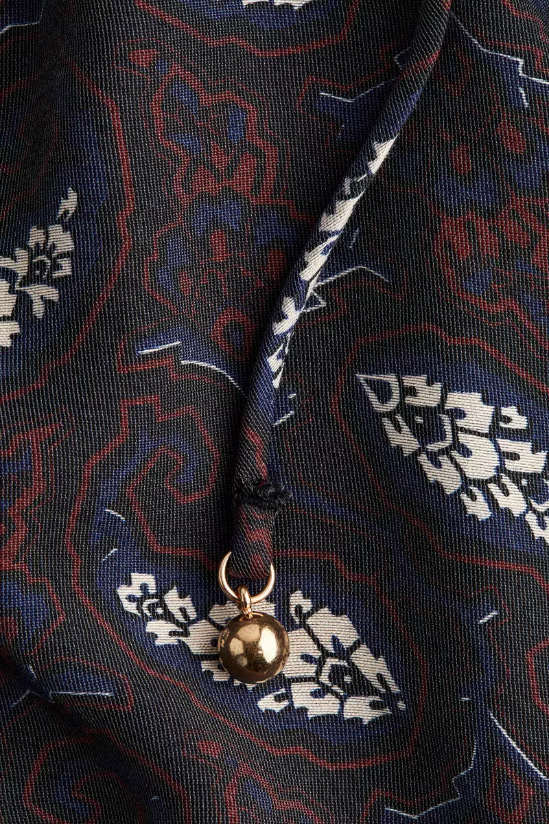 Oversized tie-belt dress