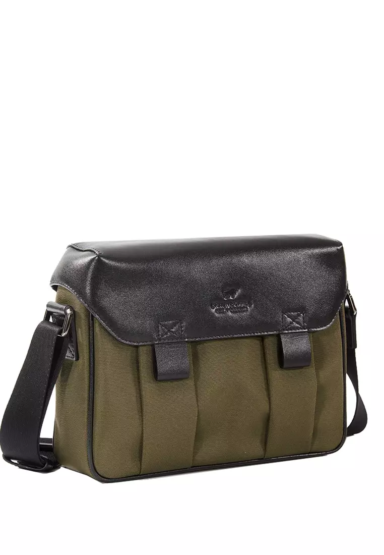 Buy Braun Buffel Braun Buffel Marco Medium Messenger in Army Green
