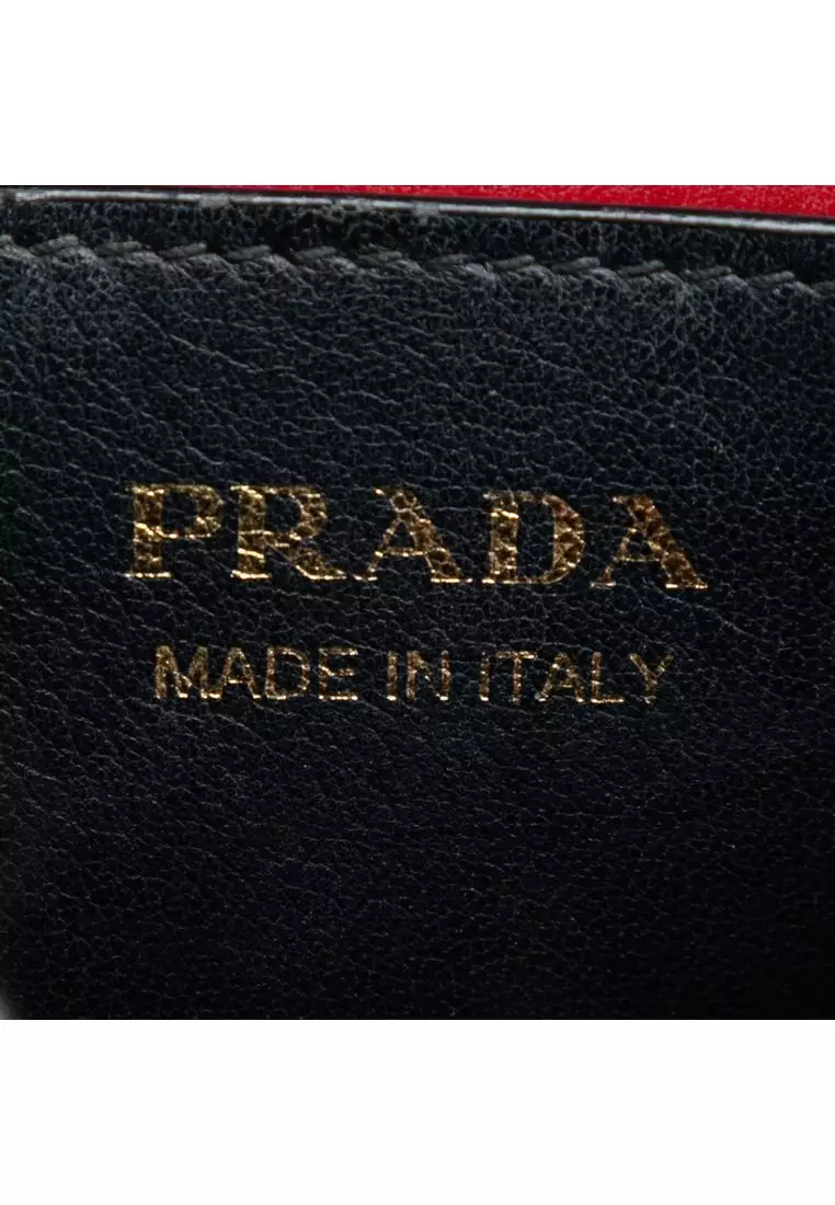 二手 Prada 中 Saffiano Cuir Panier 手提包
