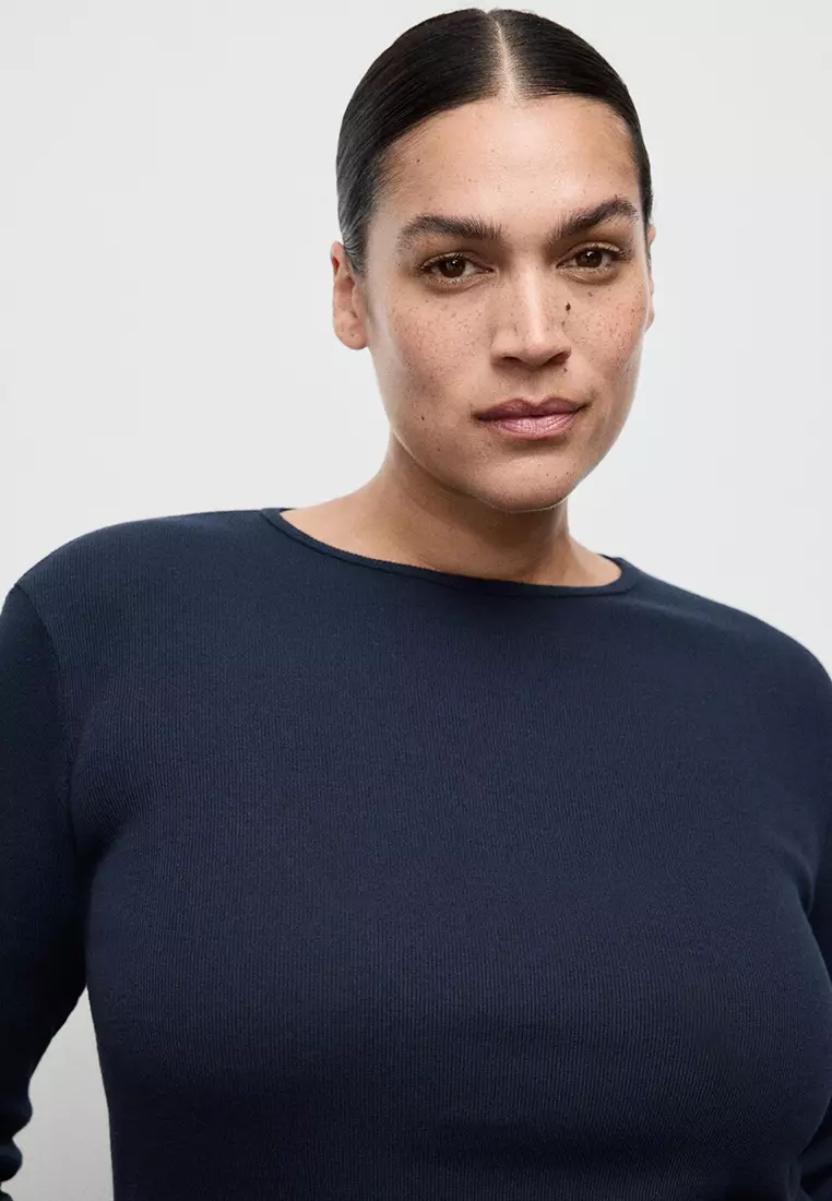 Ribbed Long-Sleeved T-Shirt