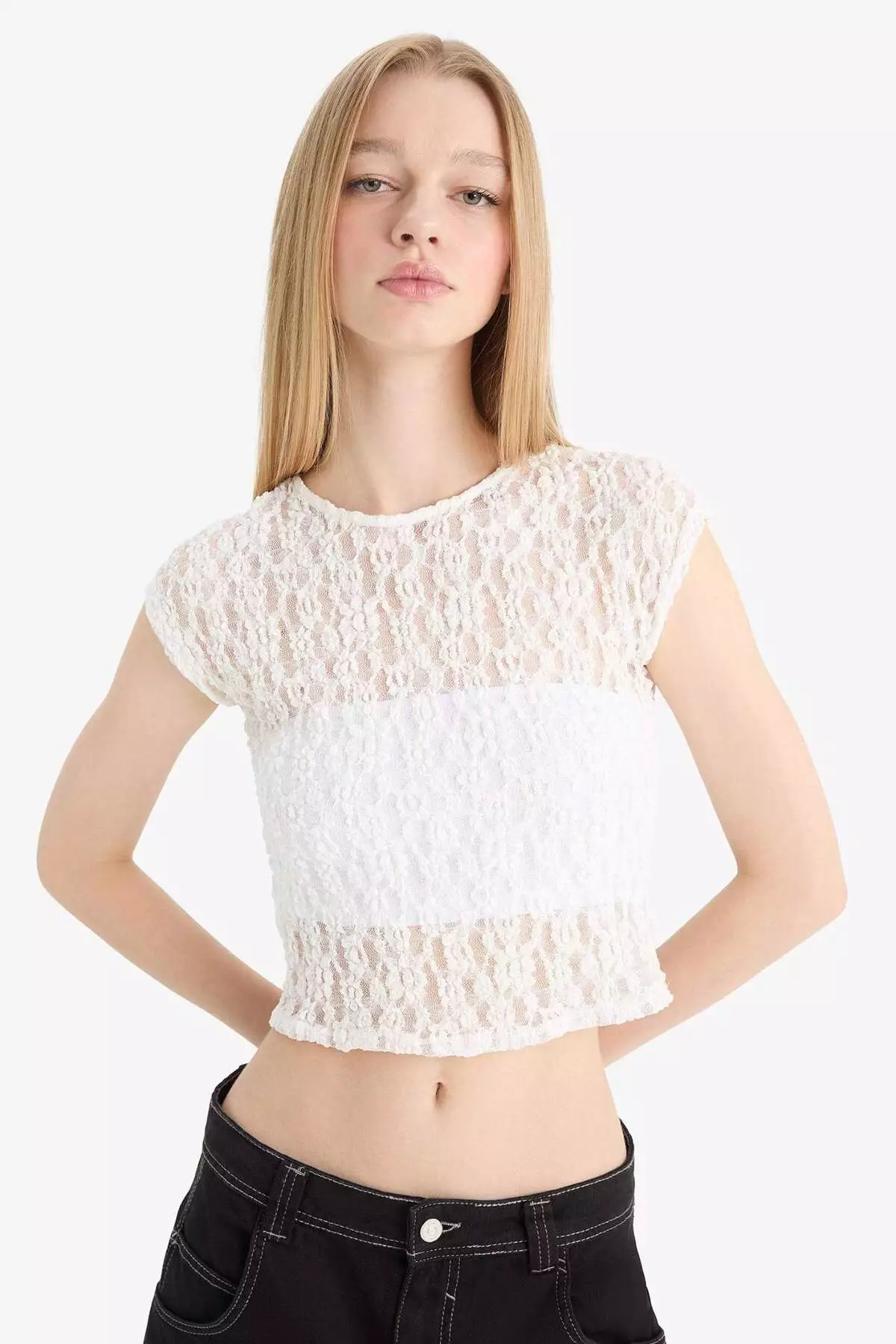 Coool Fitted Crop Lace Short Sleeve White Blouse F1778Ax25Sm