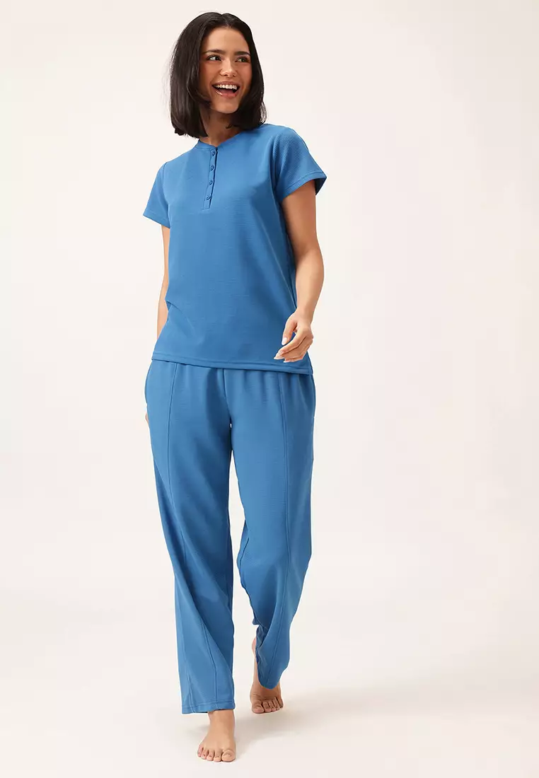 Clovia Chic Basic T-shirt & Pyjama Set in Blue - Waffle