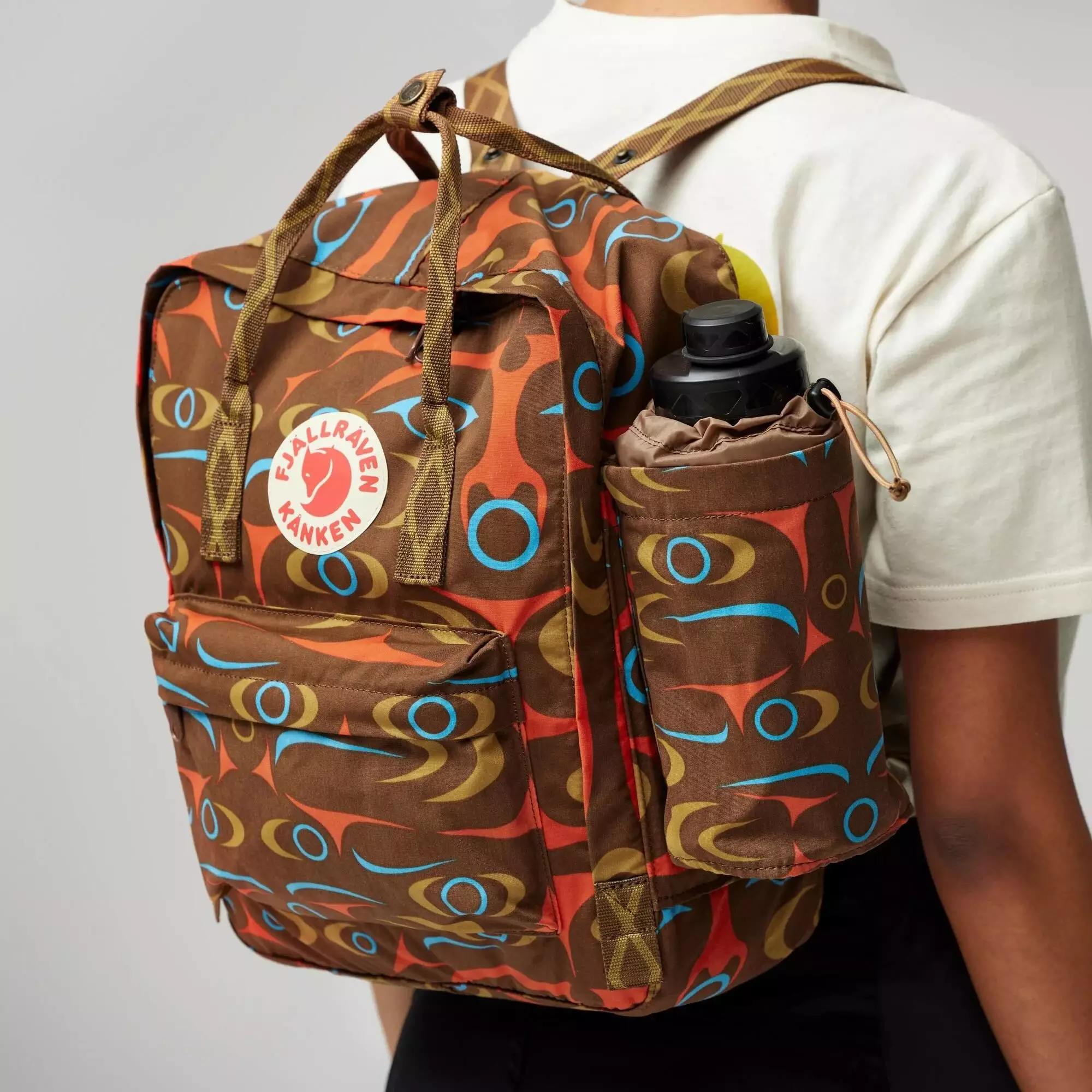 Fjallraven Kanken Art Qeluts Tas Ransel Unisex F23200255-967
