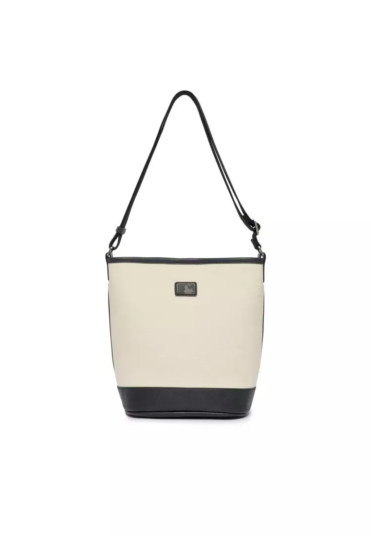 MLB BASIC LETTERING CANVAS BUCKET BAG NEW YORK YANKEES 2025