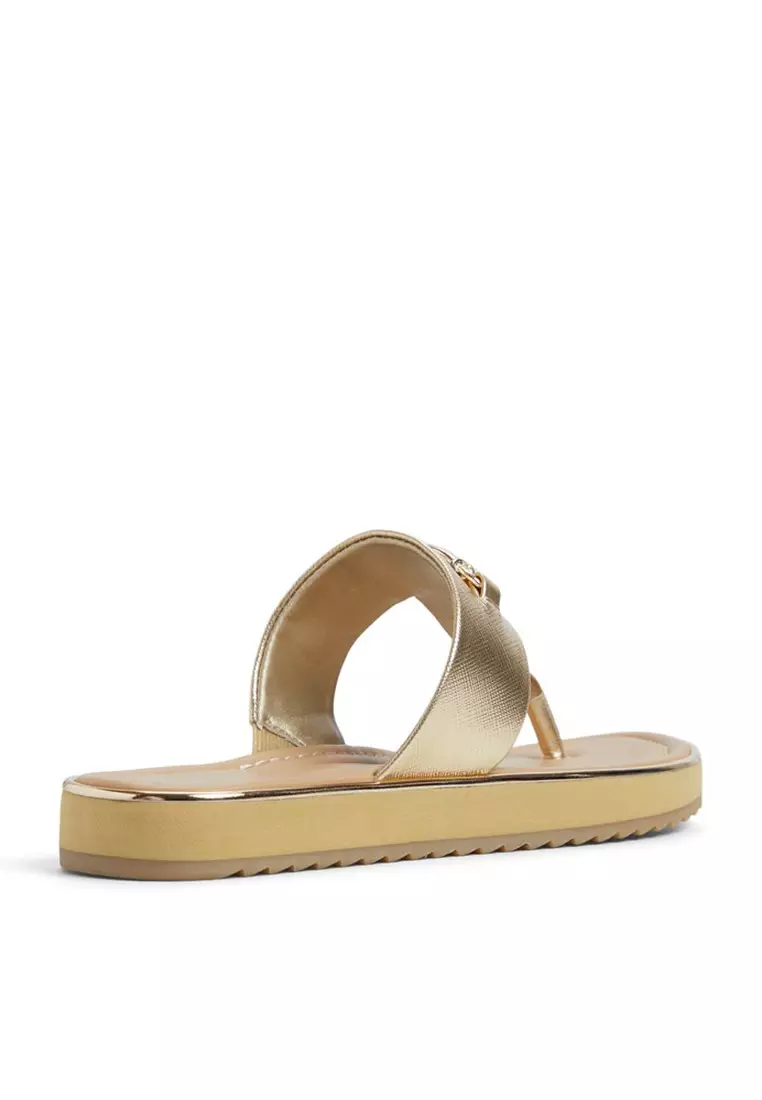 Lobredanten T-Strap Sandals