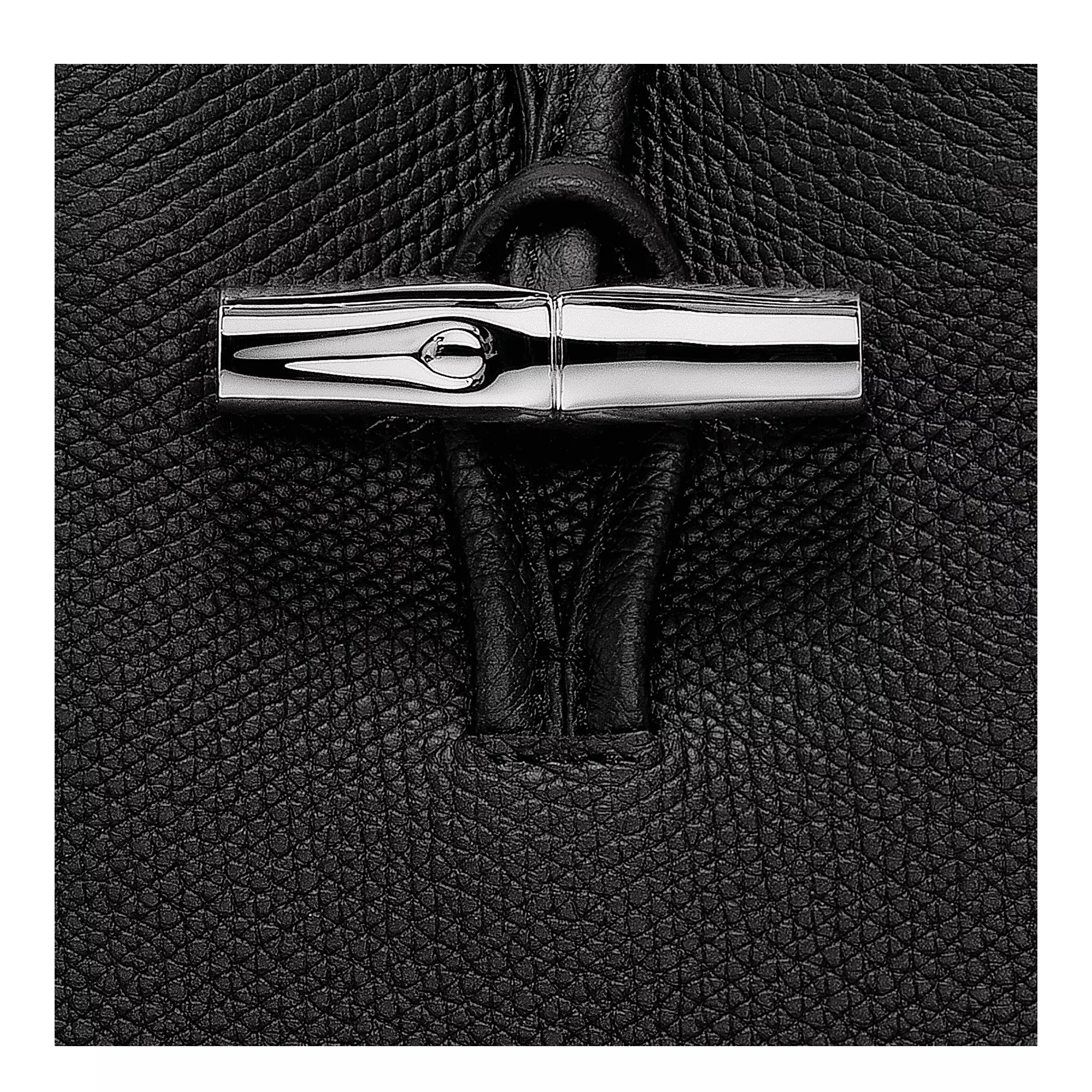 Le Roseau XS Leather Bucket Bag - Black