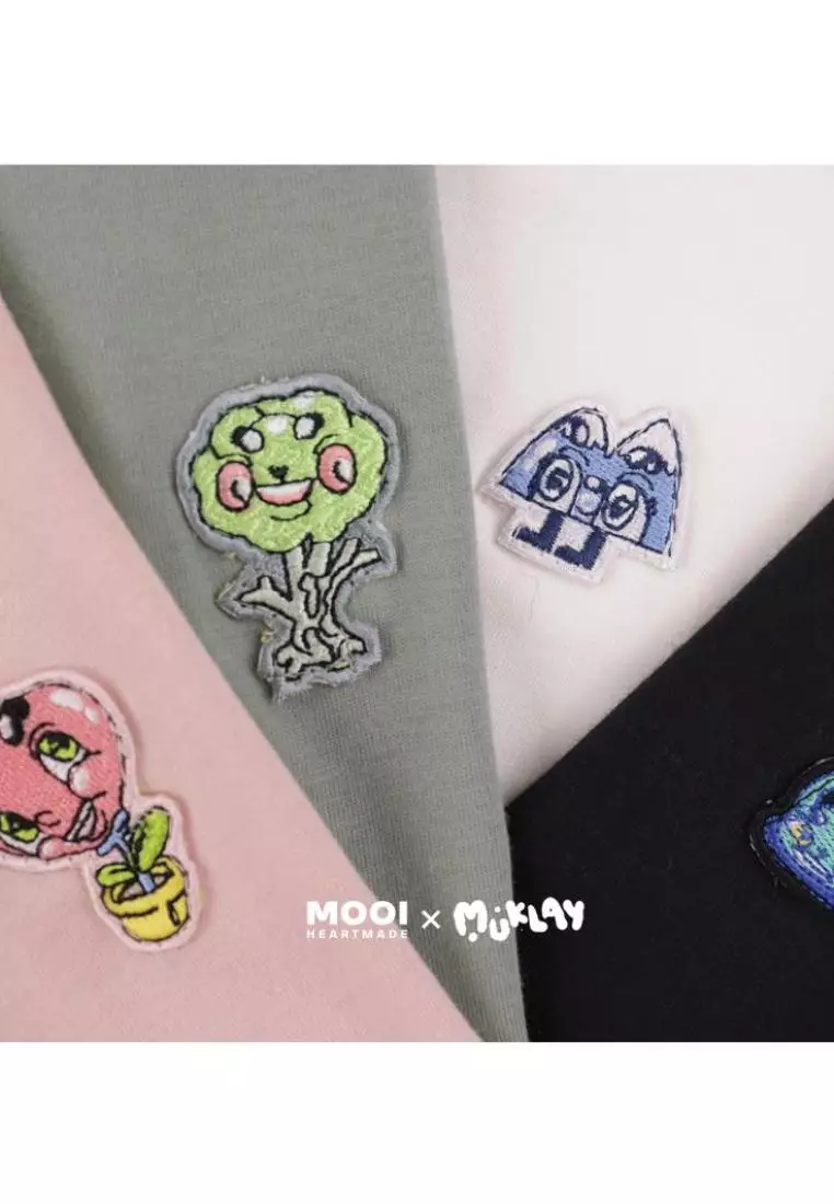 Mooi X Muklay Kaos Dewasa Unisex T-Shirt Basic Adult - White