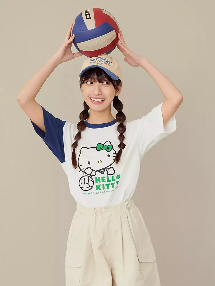 KITTY Asymmetric Color-Block Volleyball Print T-Shirt [IK0034]