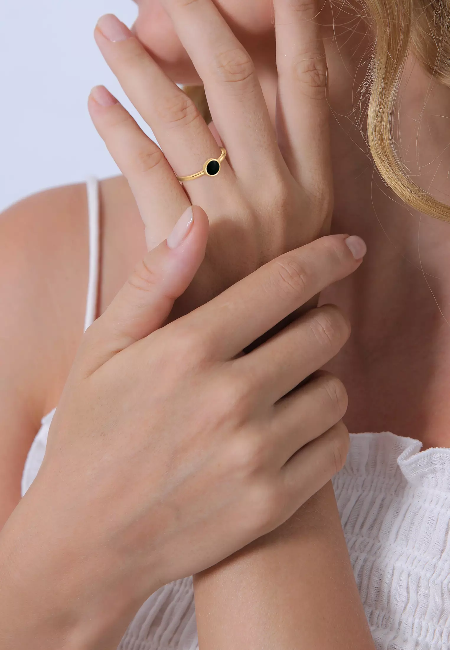 Ring Circle Gold Plated Enamel