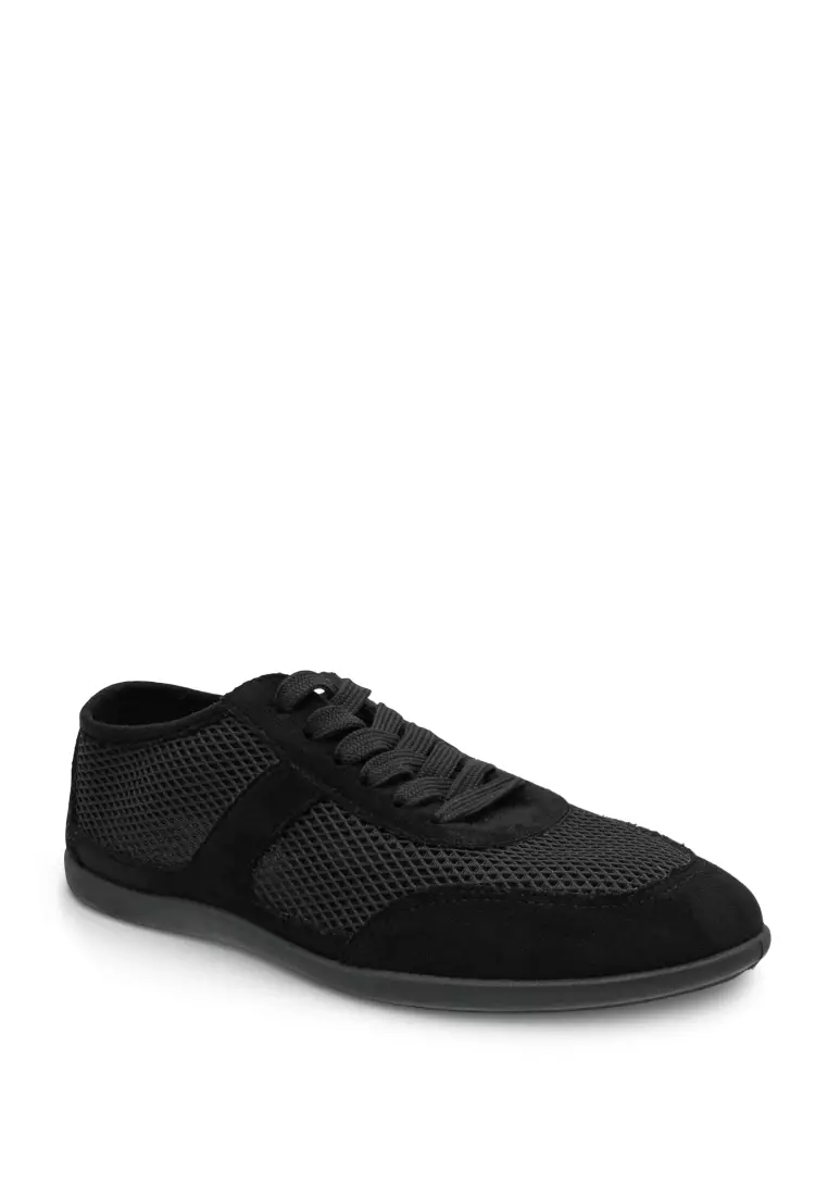 Women Lace Up Lifestyle Sneakers - 260160402