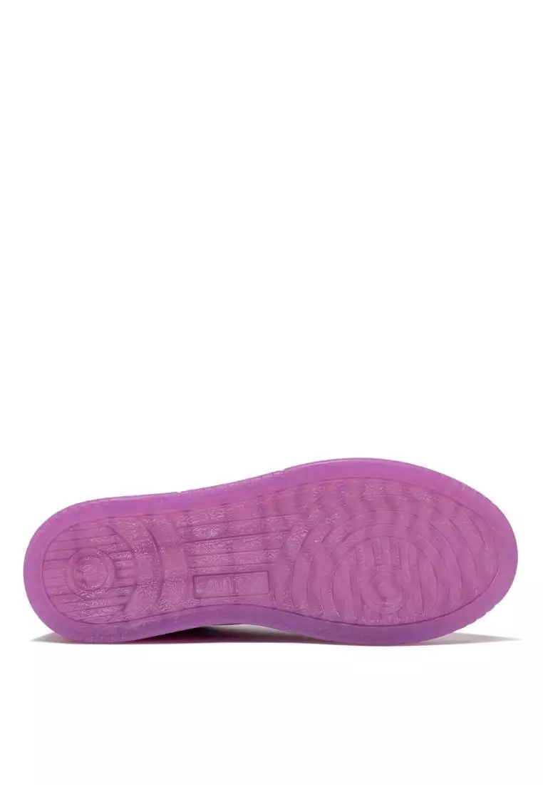 Buy Autry AUTRY - DALLAS LOW SNEAKERS IN MARSHMALLOW AND HYACINTH ...
