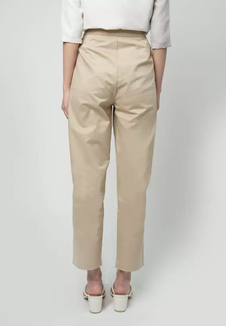 Kacie Relaxed Pants with Contrast Pocket Trimming