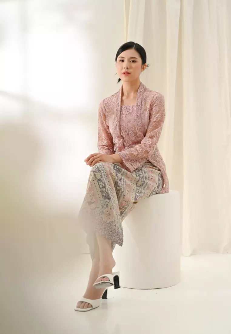 Ayla kebaya blouse