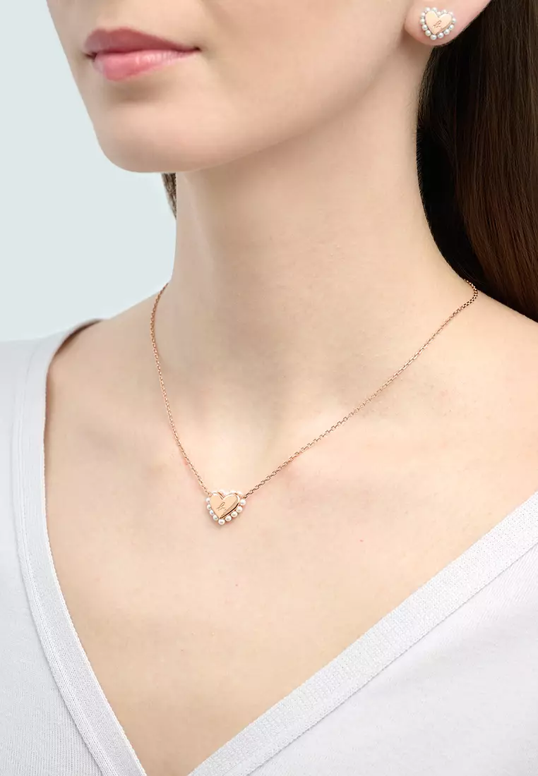 Love Heart Pearl Necklace