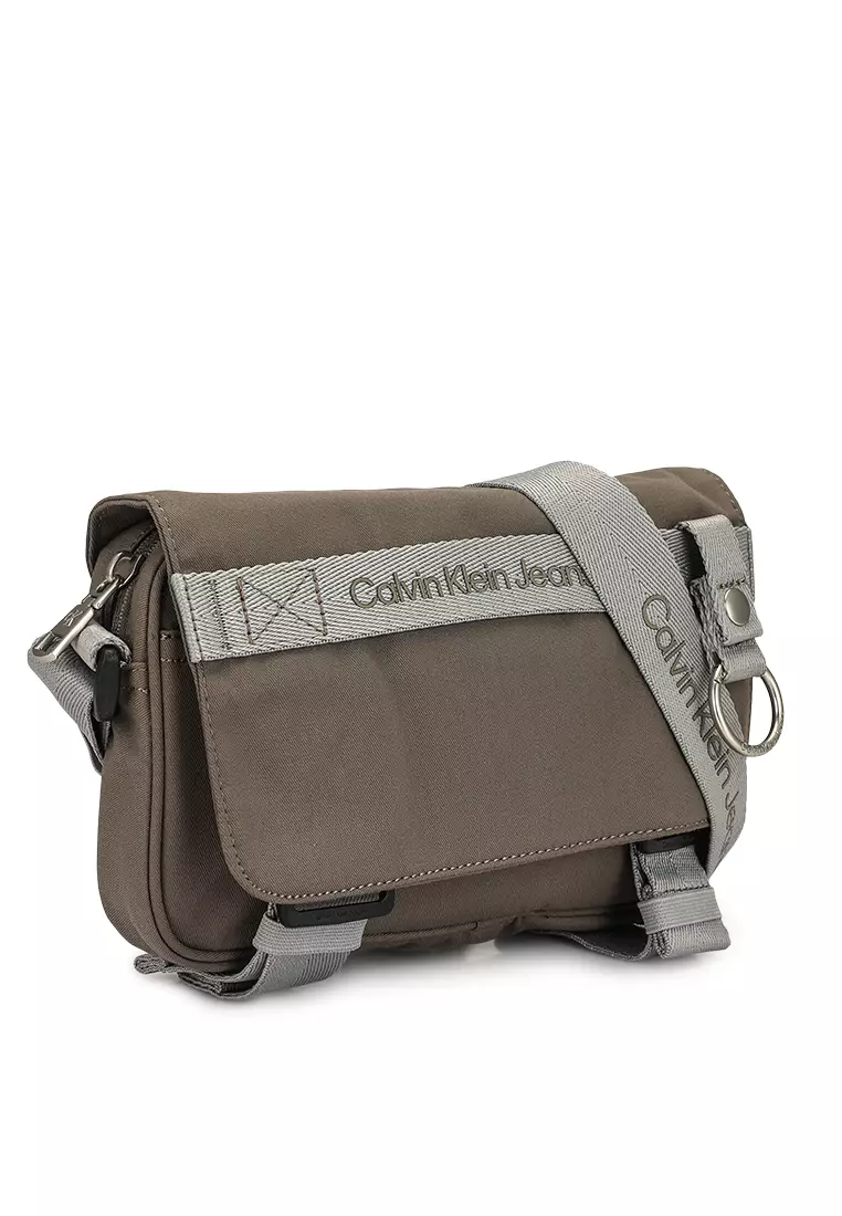 Calvin klein nylon online messenger bag