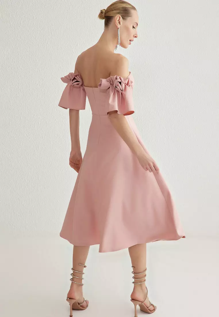Powder A-Line Rose Detailed Woven Chic Dress
