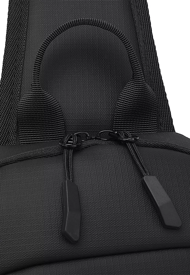 Men's Chest Bag / Sling Bag / Crossbody Bag (Tas Dada / Tas Selempang Pria) - Hitam