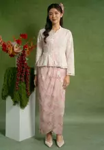 WHITE PINK