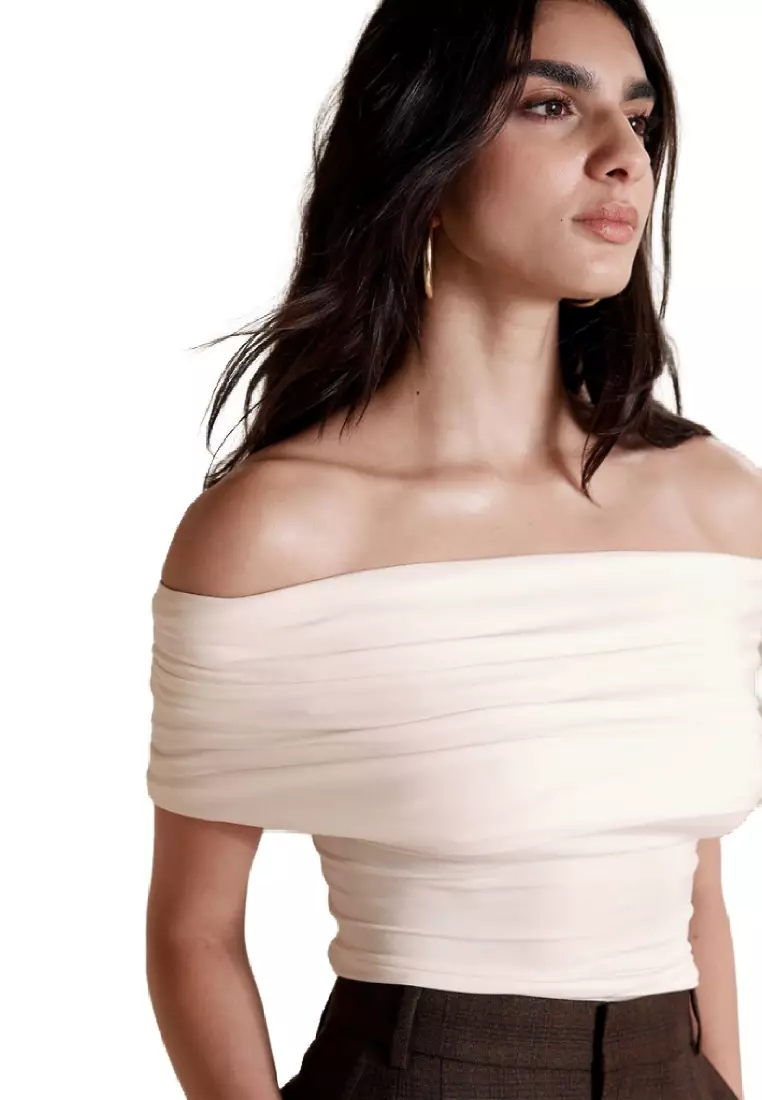 Off shoulder vest on sale