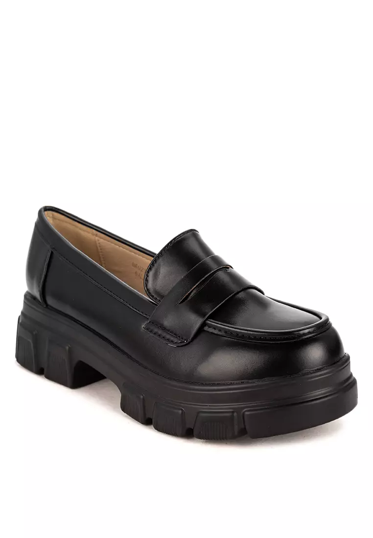 Buy UNLISTED Lucy Chunky Loafers 2024 Online ZALORA Philippines