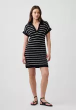 Red Stripes