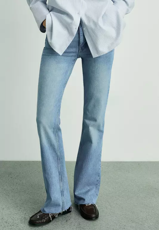 High-Waist Balloon Jeans