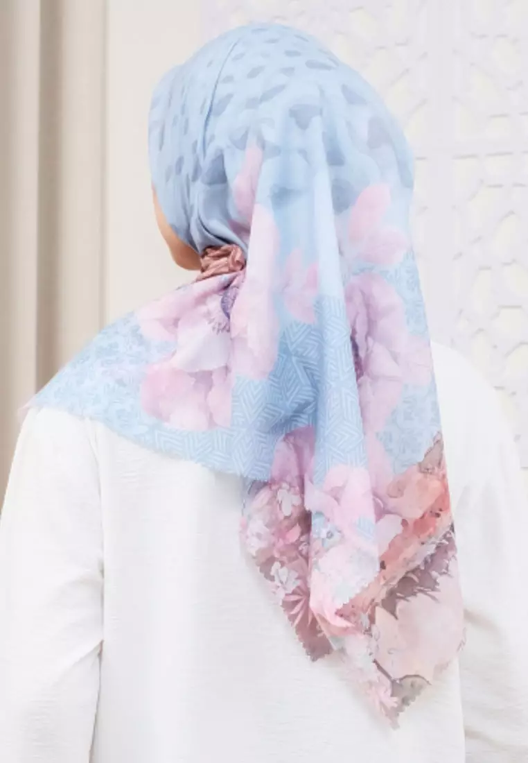 Hijab Segi Empat Wanita Premium Alula Series Signature Square Voile Scarf Pastel Blue