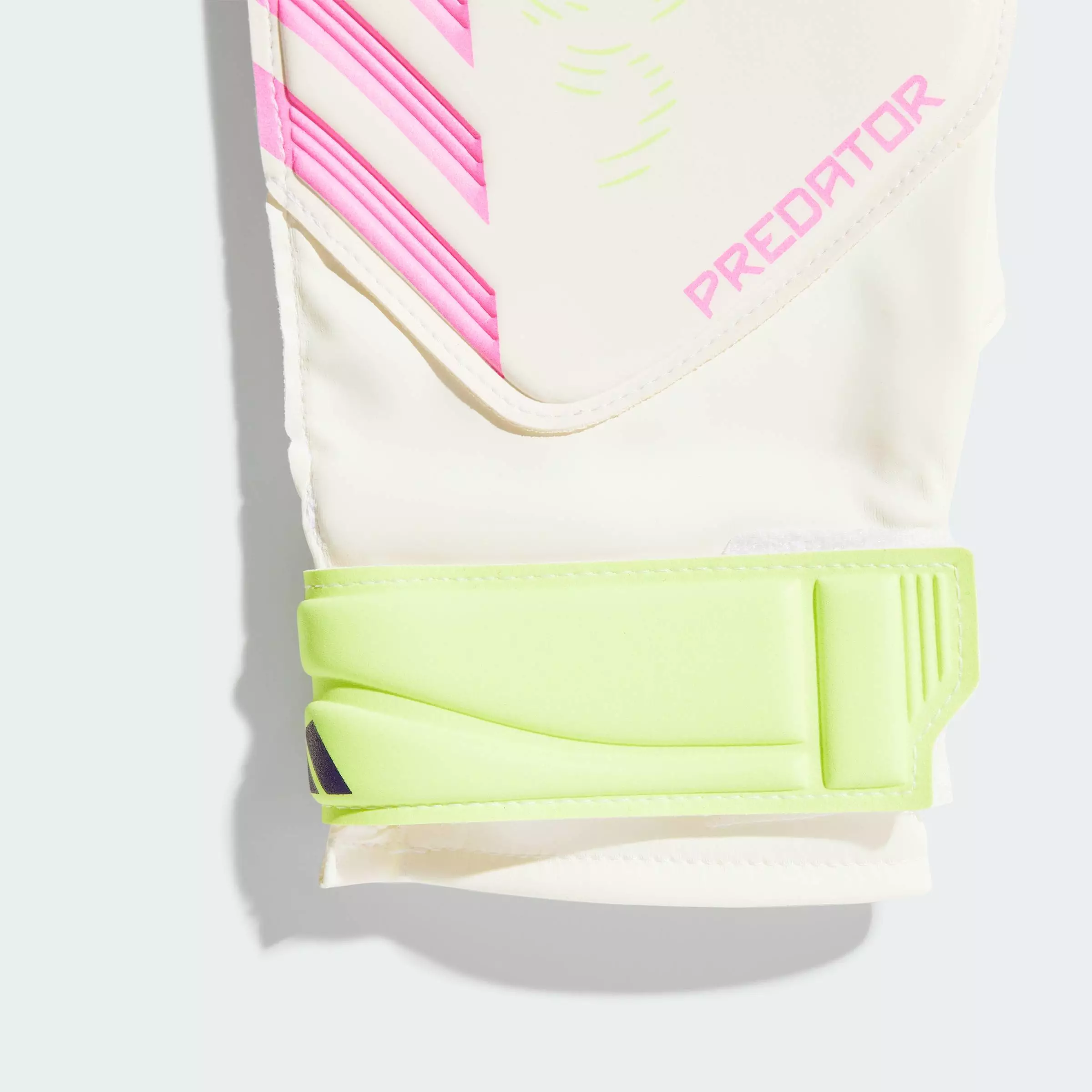 Football Predator Training Goalkeeper Gloves Unisex White JH3806