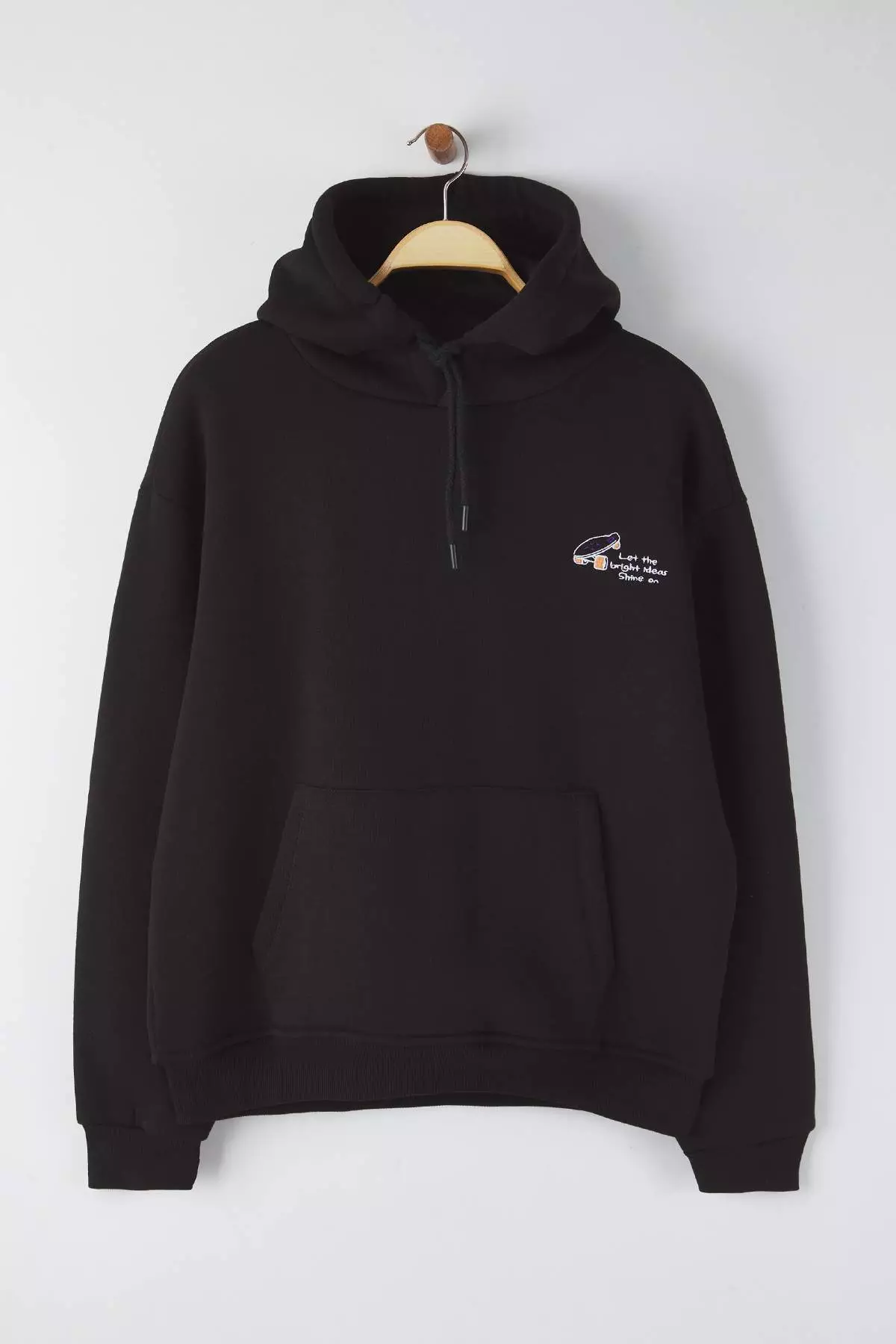 Black Oversize/Wide Cut Embroidered Fleece Inside Hooded Sweatshirt