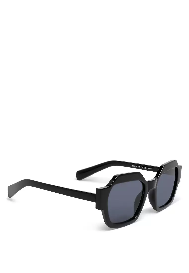 Bold Bevel Square Sunglasses in Black