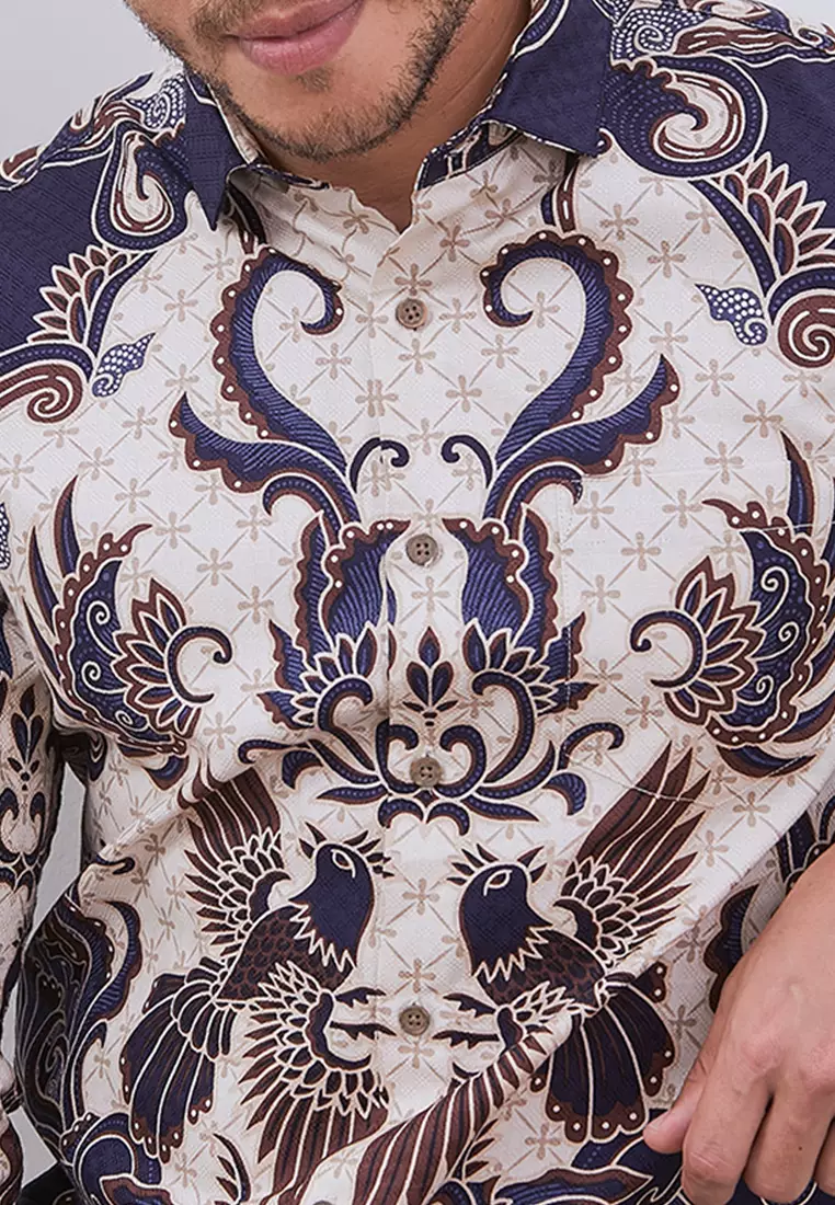 MANZONE - Kemeja Batik Lengan Panjang Pria Kalimasada Slim Fit - Brown Warna Brown