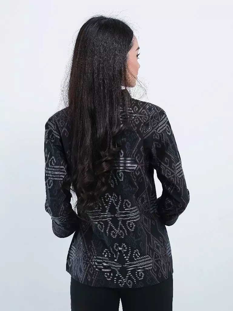 Vistara Black Blouse Wanita