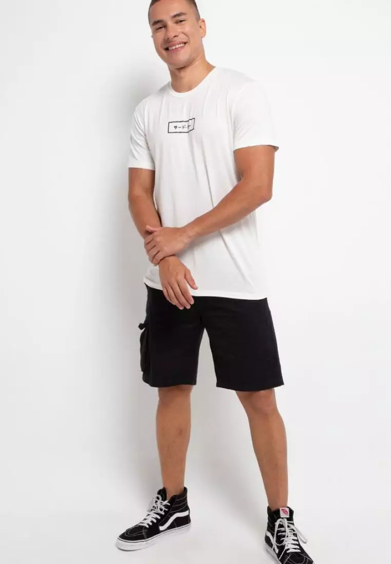 MTH72 Kaos Pria Simple Jepang Distro Smallrec Katakana Putih